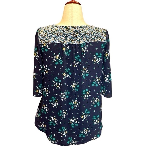 Ann Taylor Women’s Peasant S/S Flutter Navy Floral Blouse Size-M EUC - Picture 4 of 10